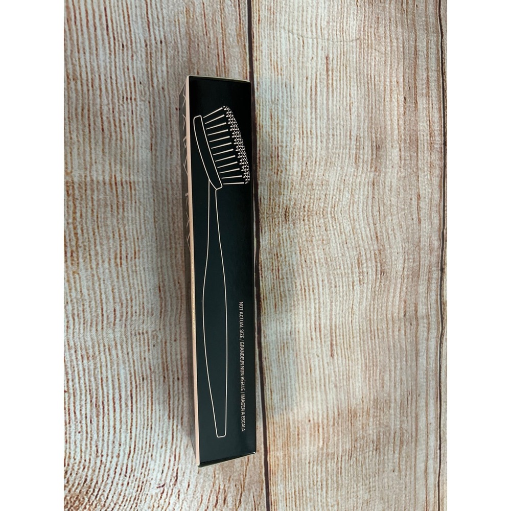 Mary‎ Kay blending brush